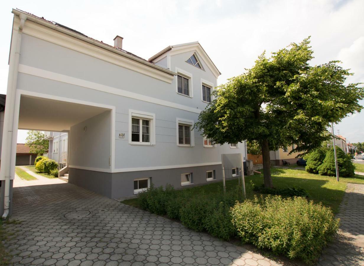 Appartement Berni Strebersdorf Exteriör bild