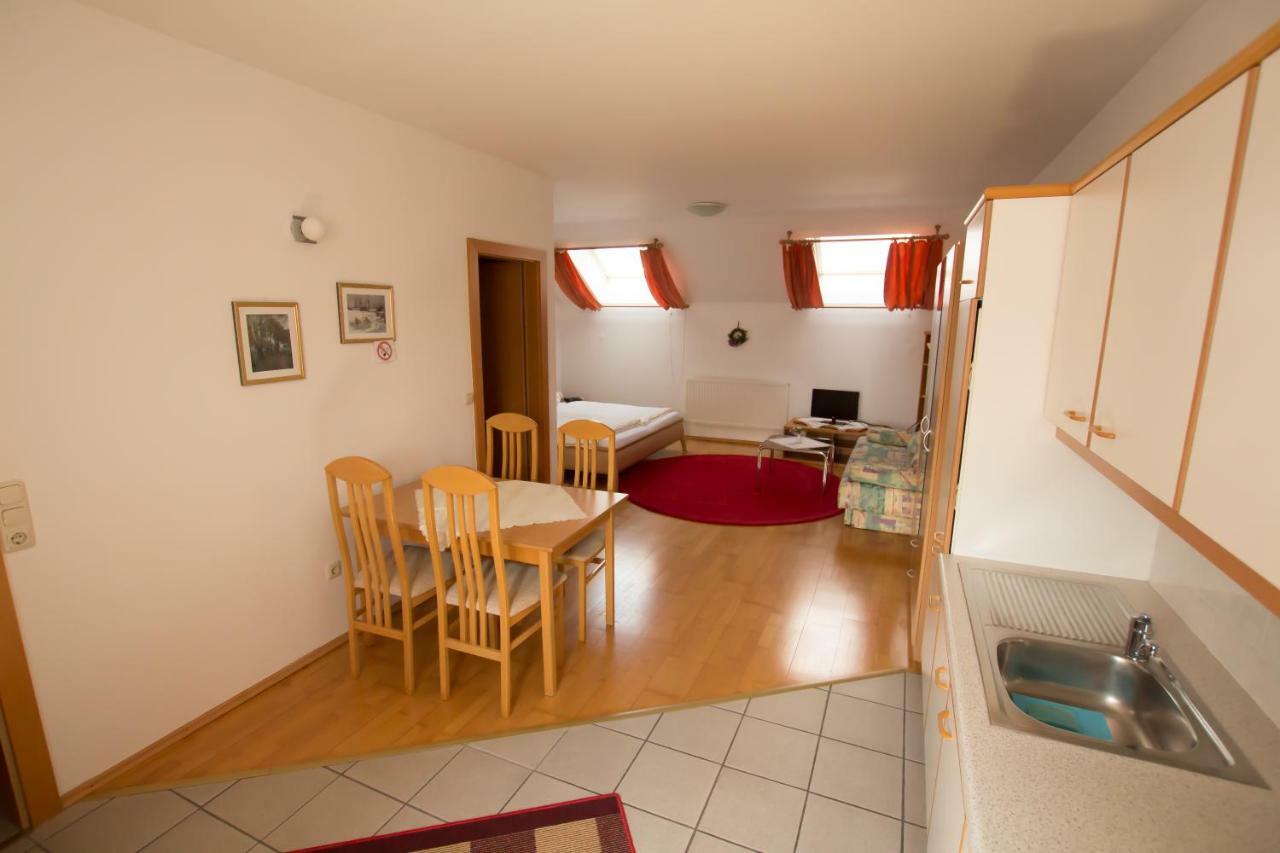 Appartement Berni Strebersdorf Exteriör bild